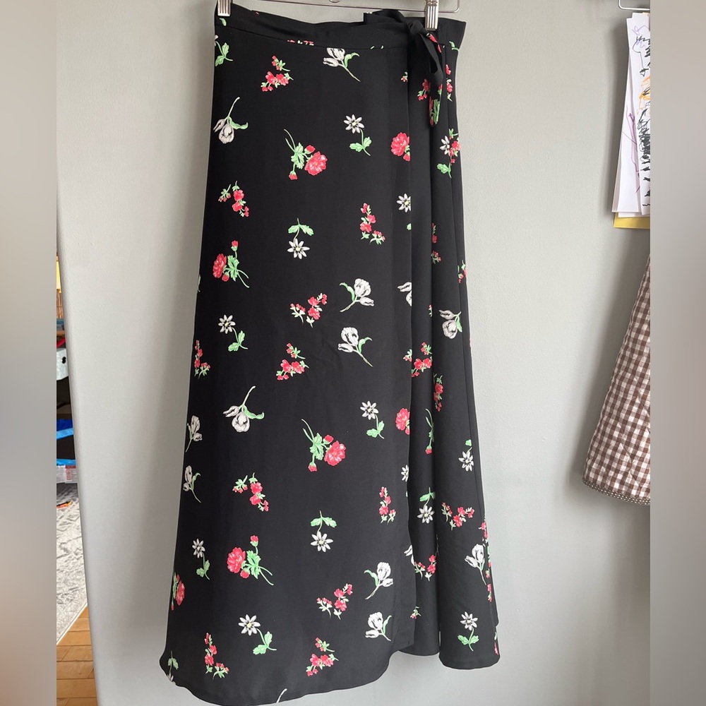 Vintage Nyguard Floral Wrap Skirt